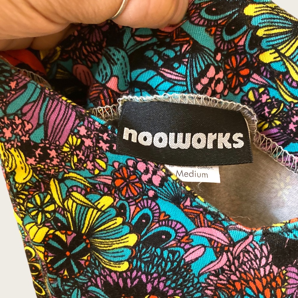 EUC vintage Nooworks Brazilian Flowers Dress - Picture 9 of 15